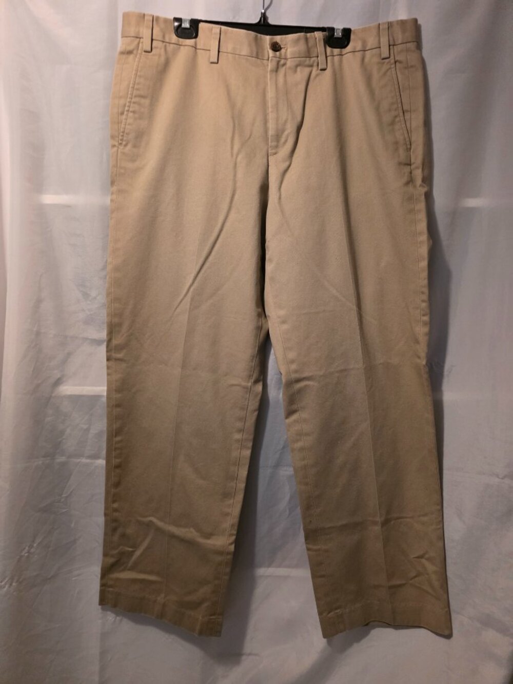 Men's Eddie Bauer Khakis, Size 40x32, Wrinkle Free Relaxed Fit